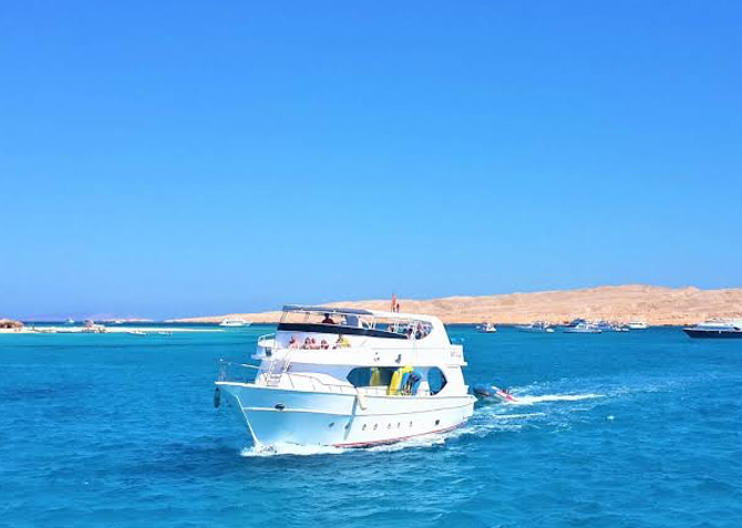 Hurghada: Giftun Island Snorkeling Trip with Lunch